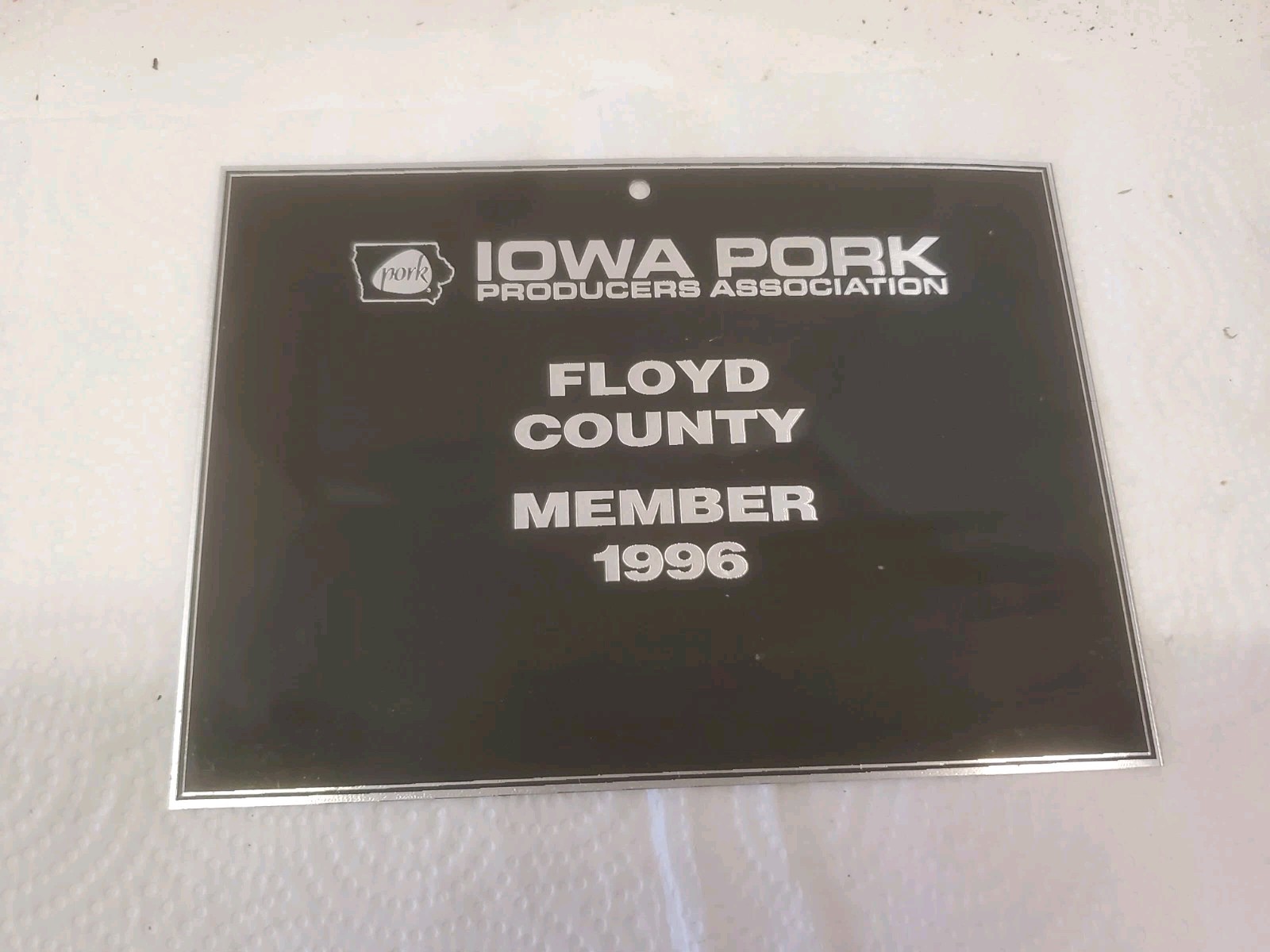 7-1/2&Prime; X 5-1/2&Prime; Metal Sign Iowa Pork Producers Association Floyd County 1996 Pig