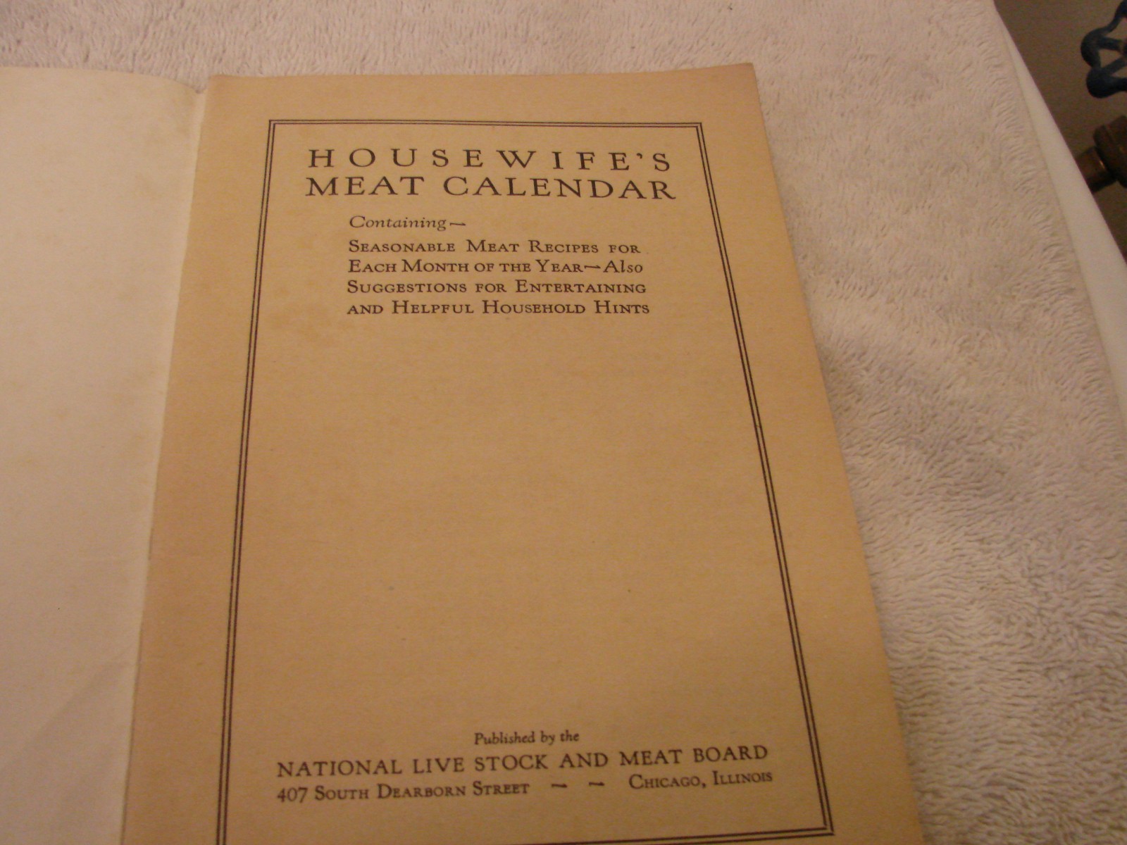 1929 AK-SAR-BEN NATIONAL LIVE STOCK & MEAT BOARD BOOKLET OMAHA , NE. HOUSEWIFE