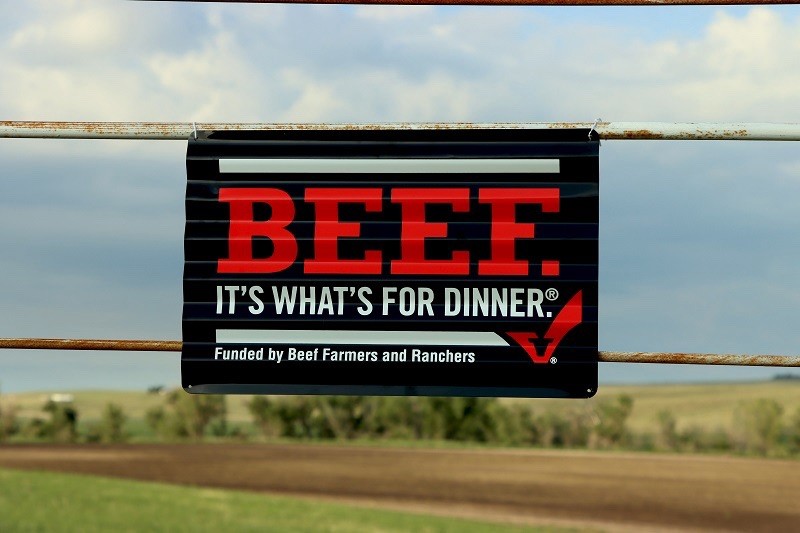 Beef It’s What’s For Dinner Metal Sign 18&Prime;x12&Prime;