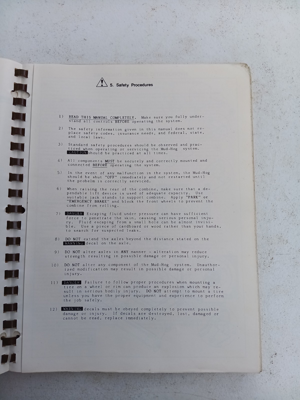 MUG-HOG WHEEL DRIVE SYSTEM PRODUCT SUPPORT LITERATURE 1984 Combines Pickers