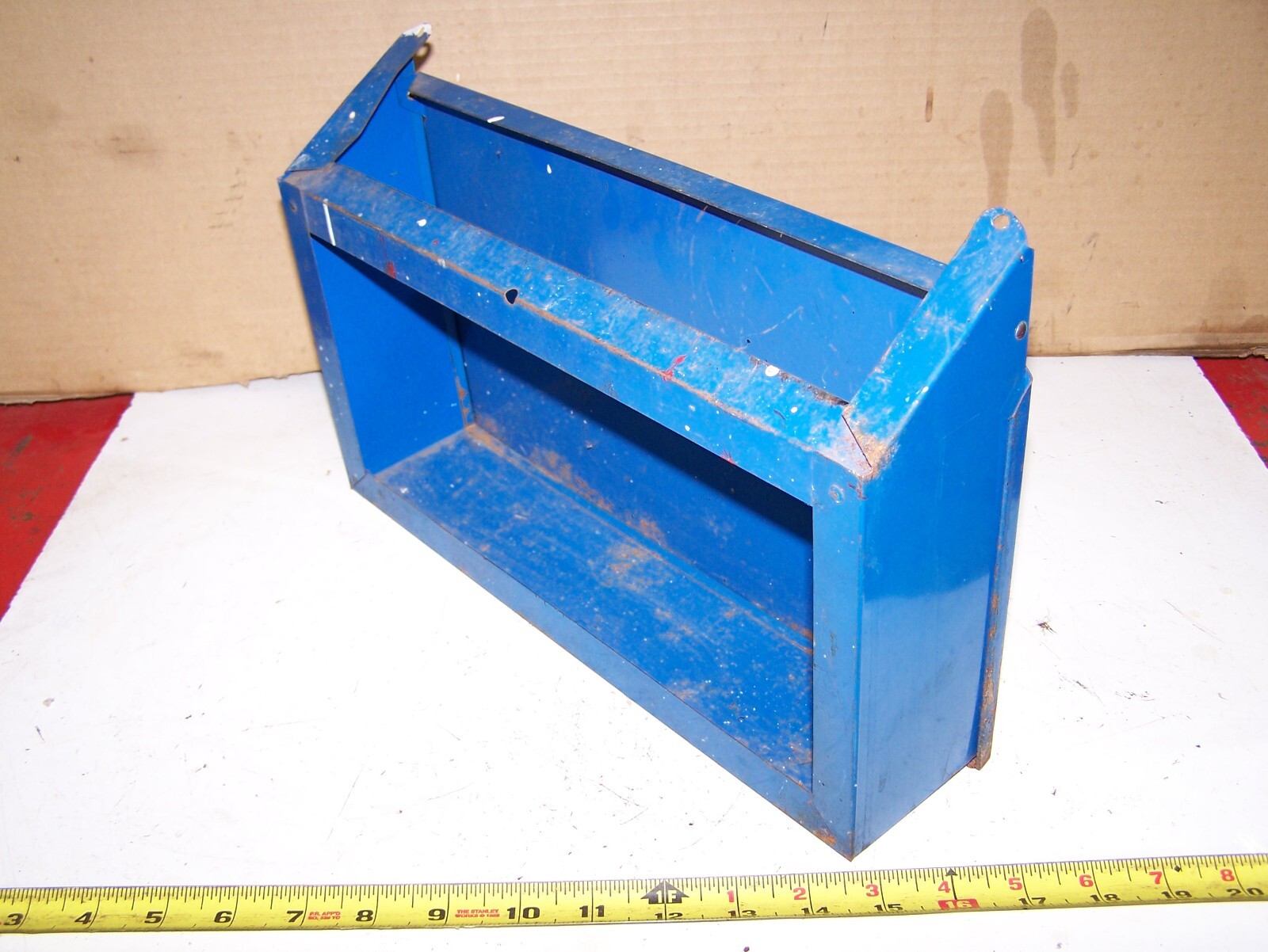 Johnson & Johnson Milk Filter Hanging Steel Box Milkhouse Dispenser Flip Top WOW