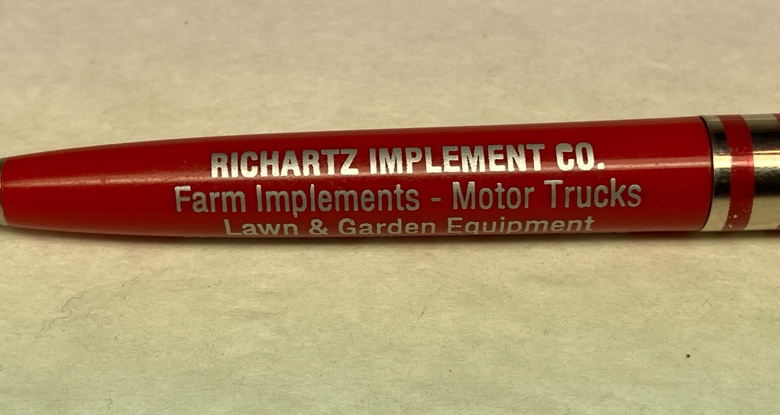 Vintage Advertising Pen Richartz Implement Lawn & Garden Farm Menomonie WI Wis