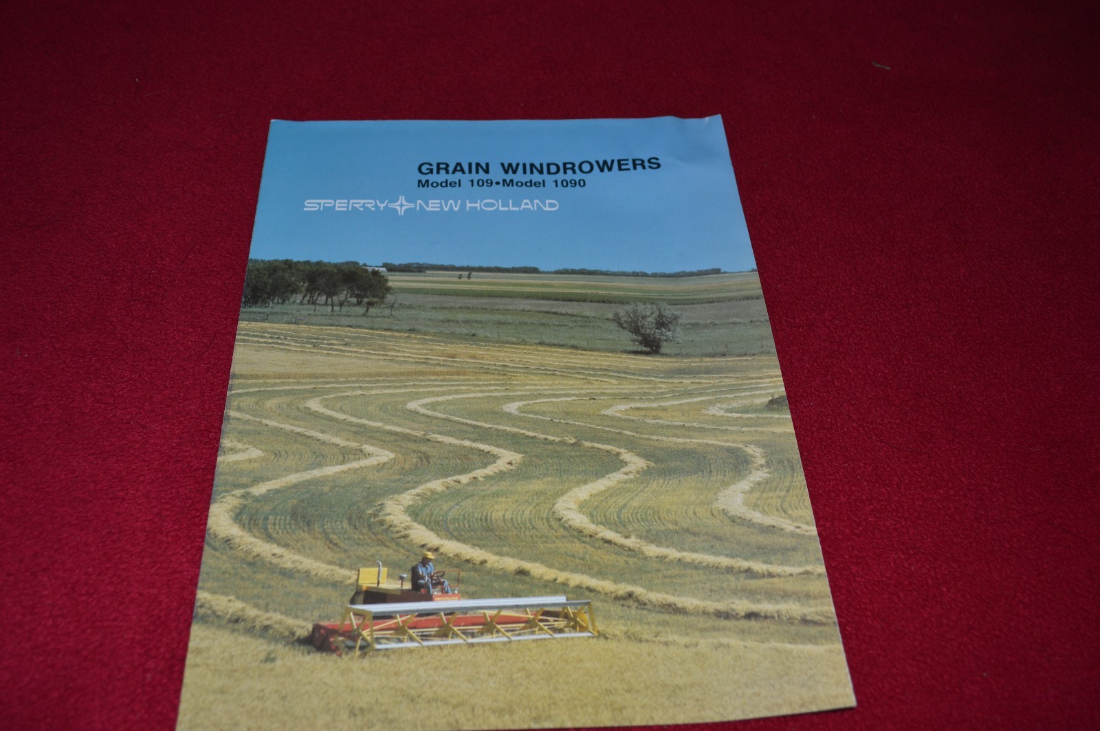 New Holland 1090 109 Grain Windrowers Dealer&rsquo;s Brochure LCOH