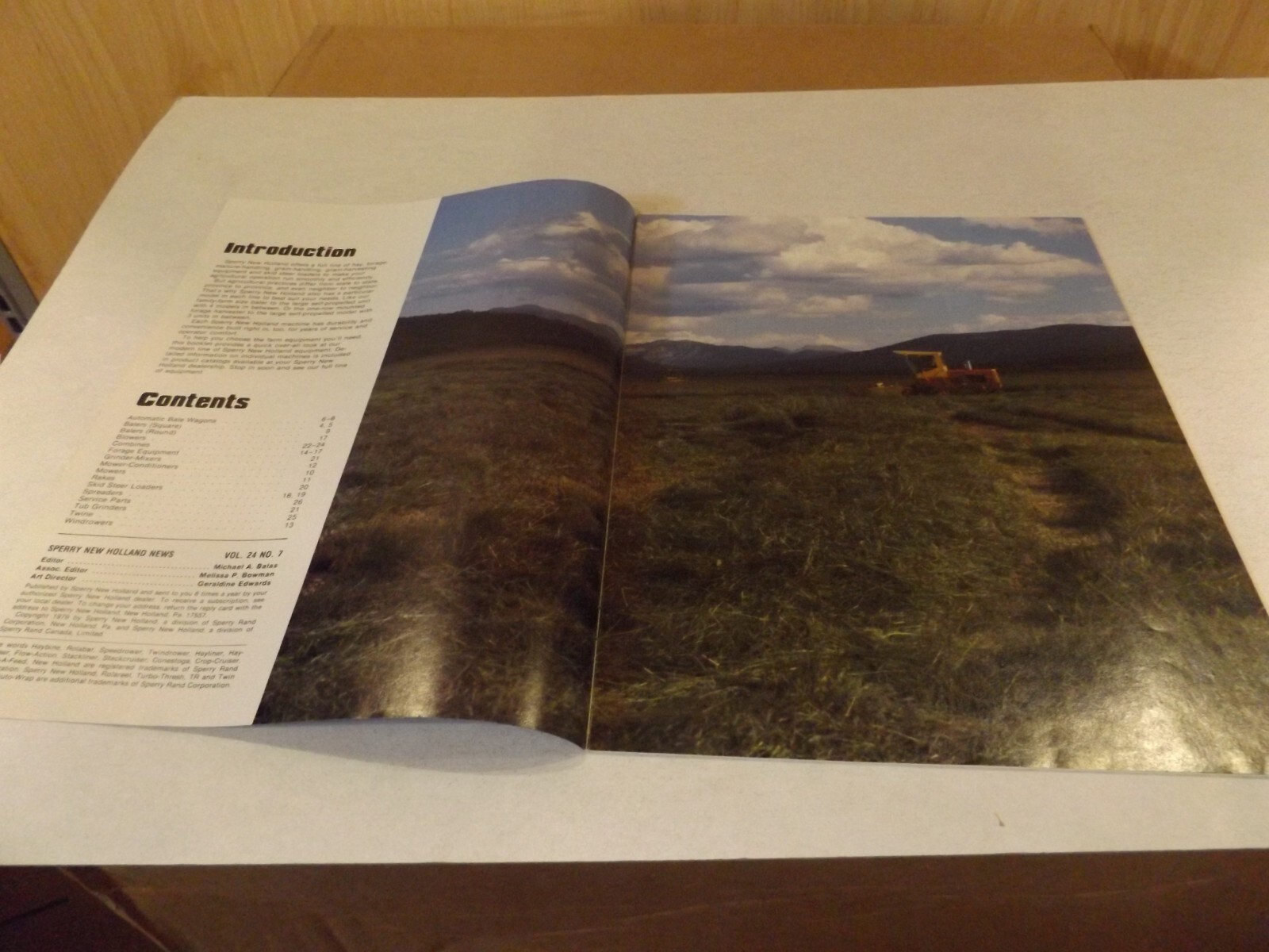 1979 SPERRY NEW HOLLAND EQUIPMENT BUYER&rsquo;S GUIDE , LIT # 6175157