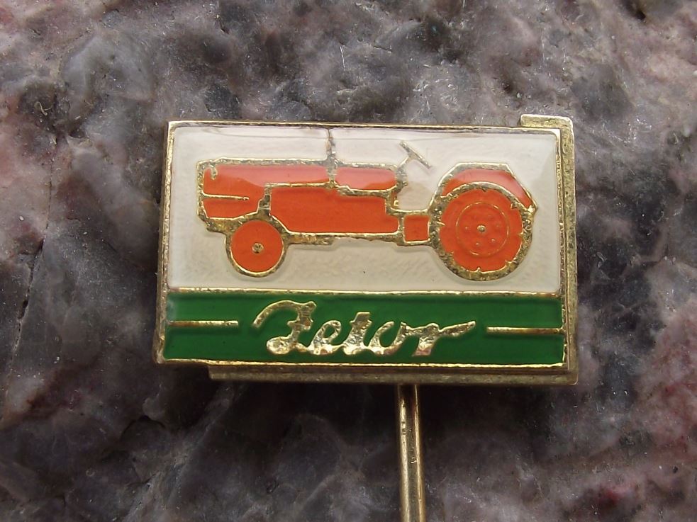 Antique Zetor Tractors Czech Agricultural Farming Machines Farm Orange Pin Badge