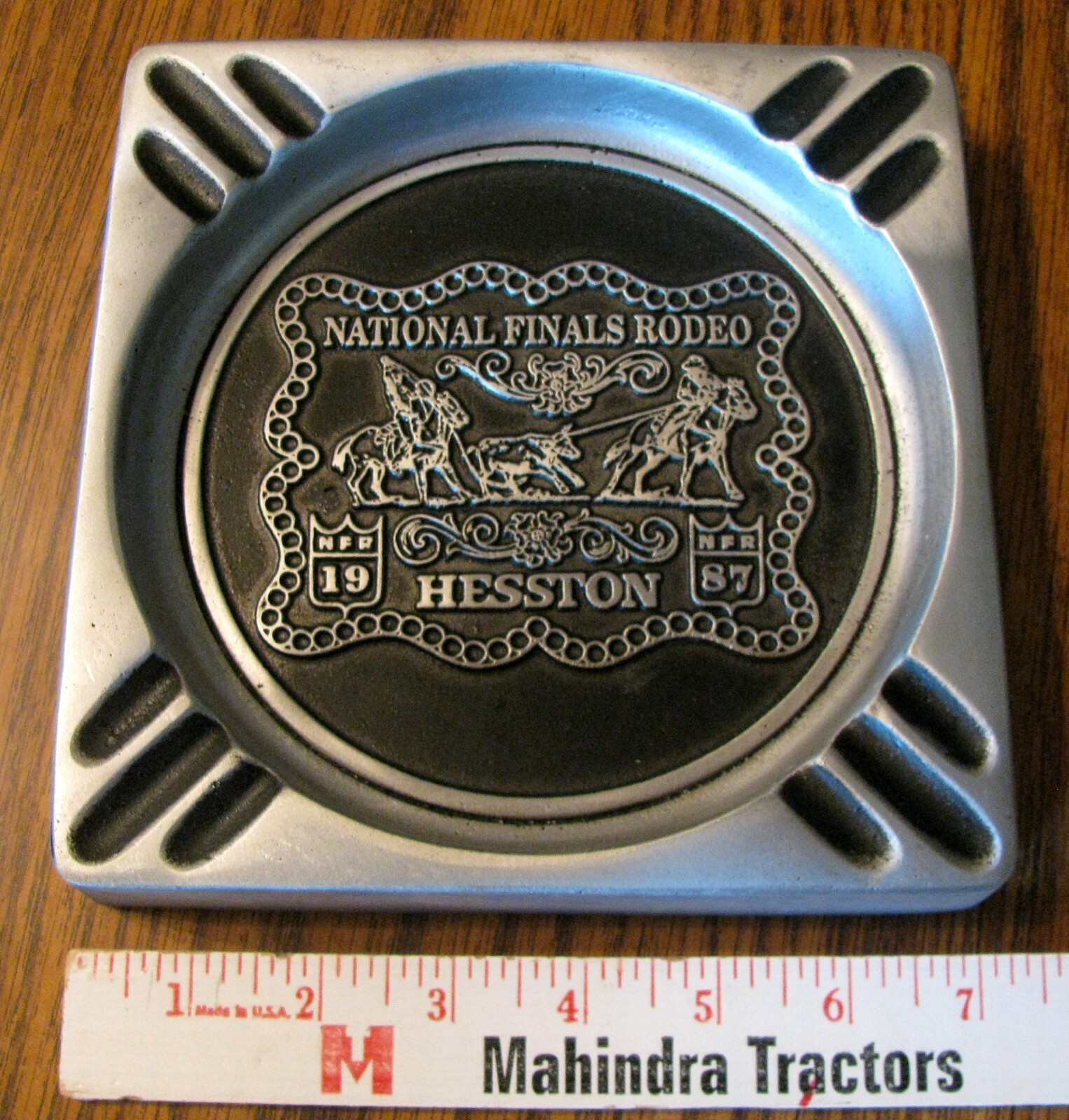 *HESSTON NFR Rodeo CALF ROPING 1987 Collector Ashtray #5 Anniversary Series