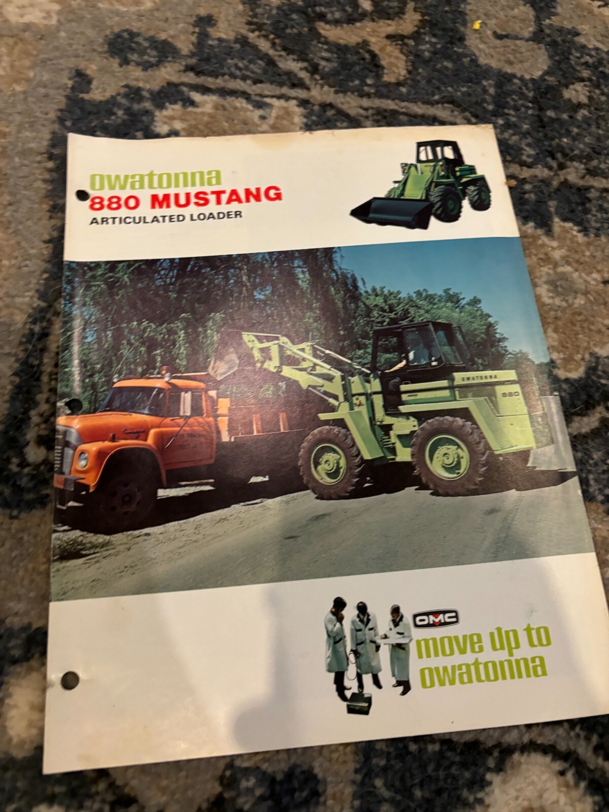 Owatonna 880 Green Mustang Articulated Loader Brochure FCCA24