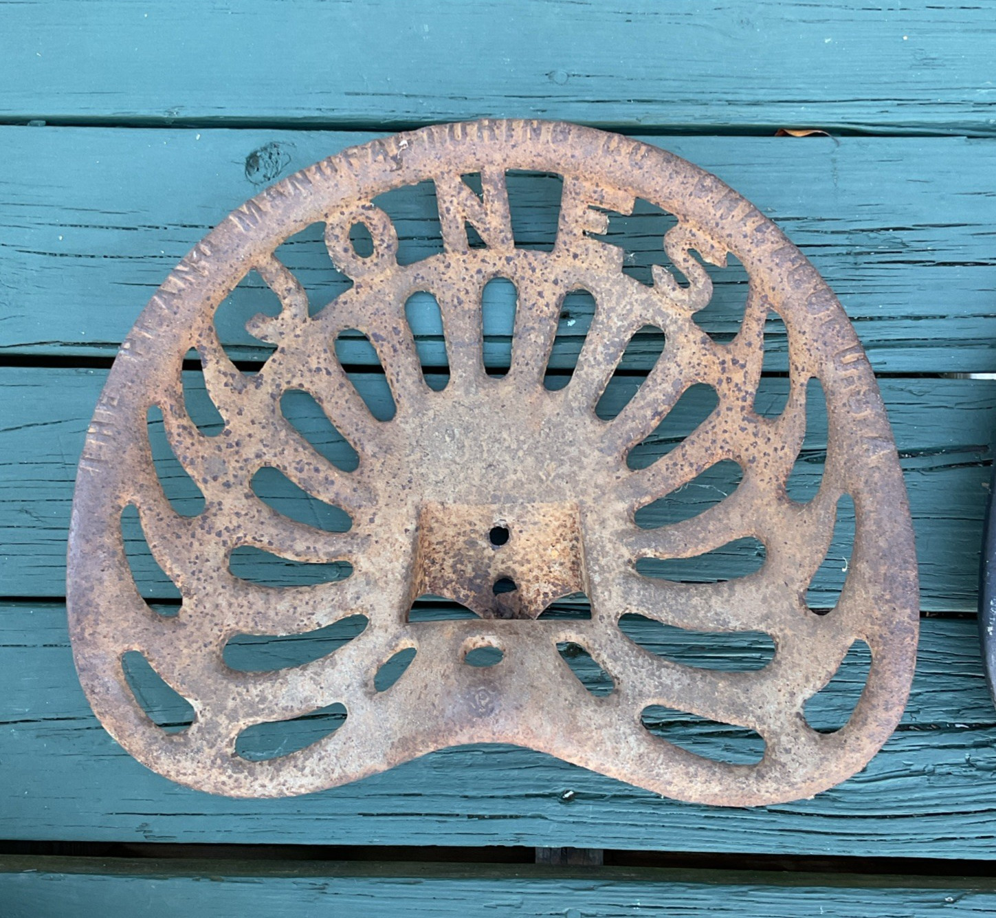 Antique JONES Plano MFG Chicago J127 SEAT Cast Iron Tractor Seat NICE!