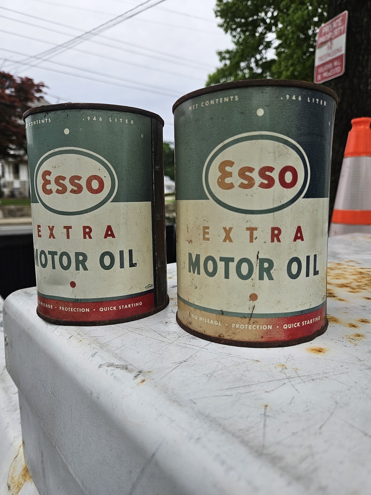2 ESSO TOP CUT OPEN EMPTY Vintage Metal Cans