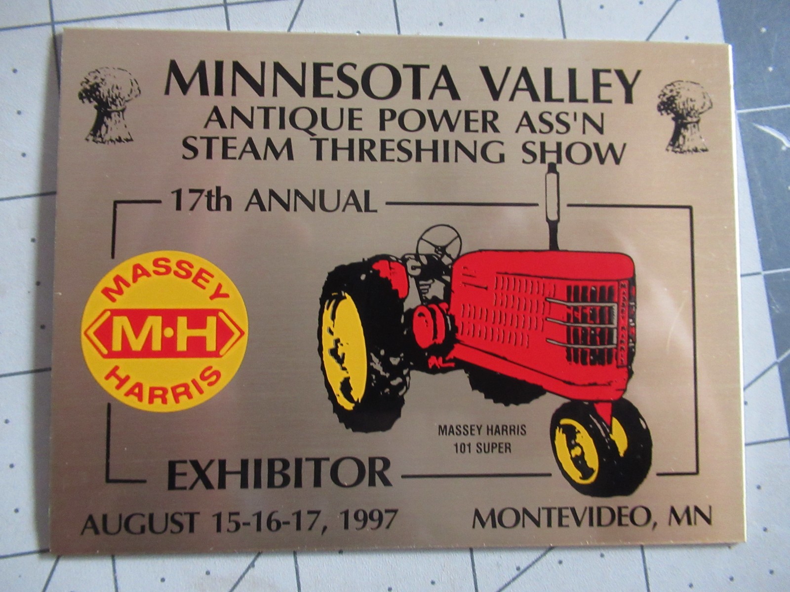 Minnesota Valley 1997 Threshing Show Exhibitor Decal 4 x 3 Massey Harris