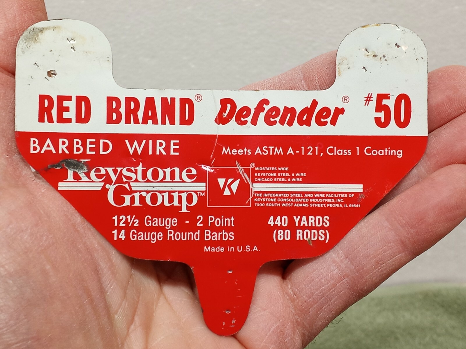 Vtg RED BRAND DEFENDER BARBED WIRE FENCE TIN METAL SIGN KEYSTONE GROUP USA