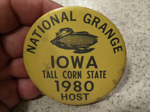 1980 National GRANGE, Iowa IA Tall Corn State Host, Ear of Corn Pin,Button,Badge