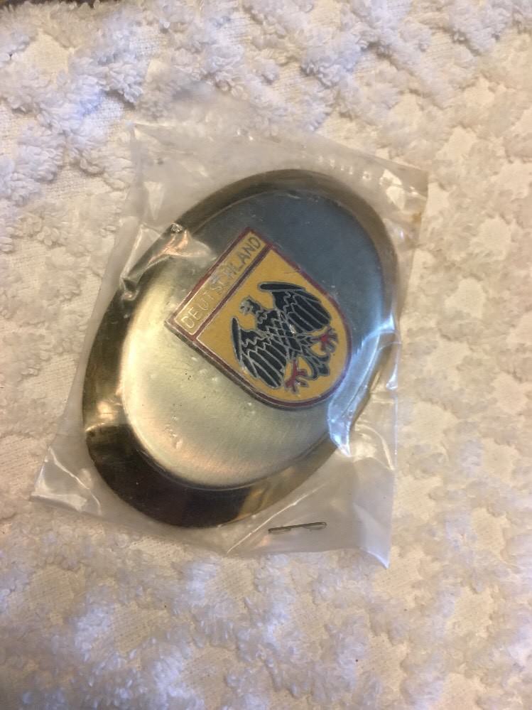 NEW Deutschland Enamel COLLECTOR BELT BUCKLE~Yellow/Black~HOOVER&rsquo;S MFG. CO