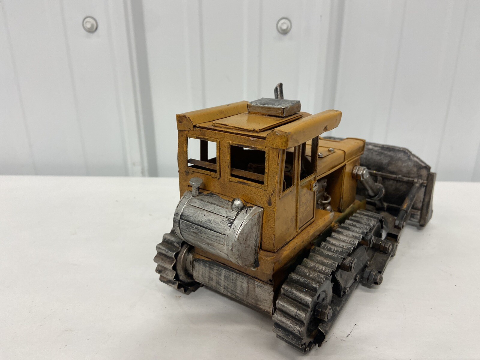 Vintage Bulldozer Metal Scale Model 10&Prime; Collector Construction Bulldozer