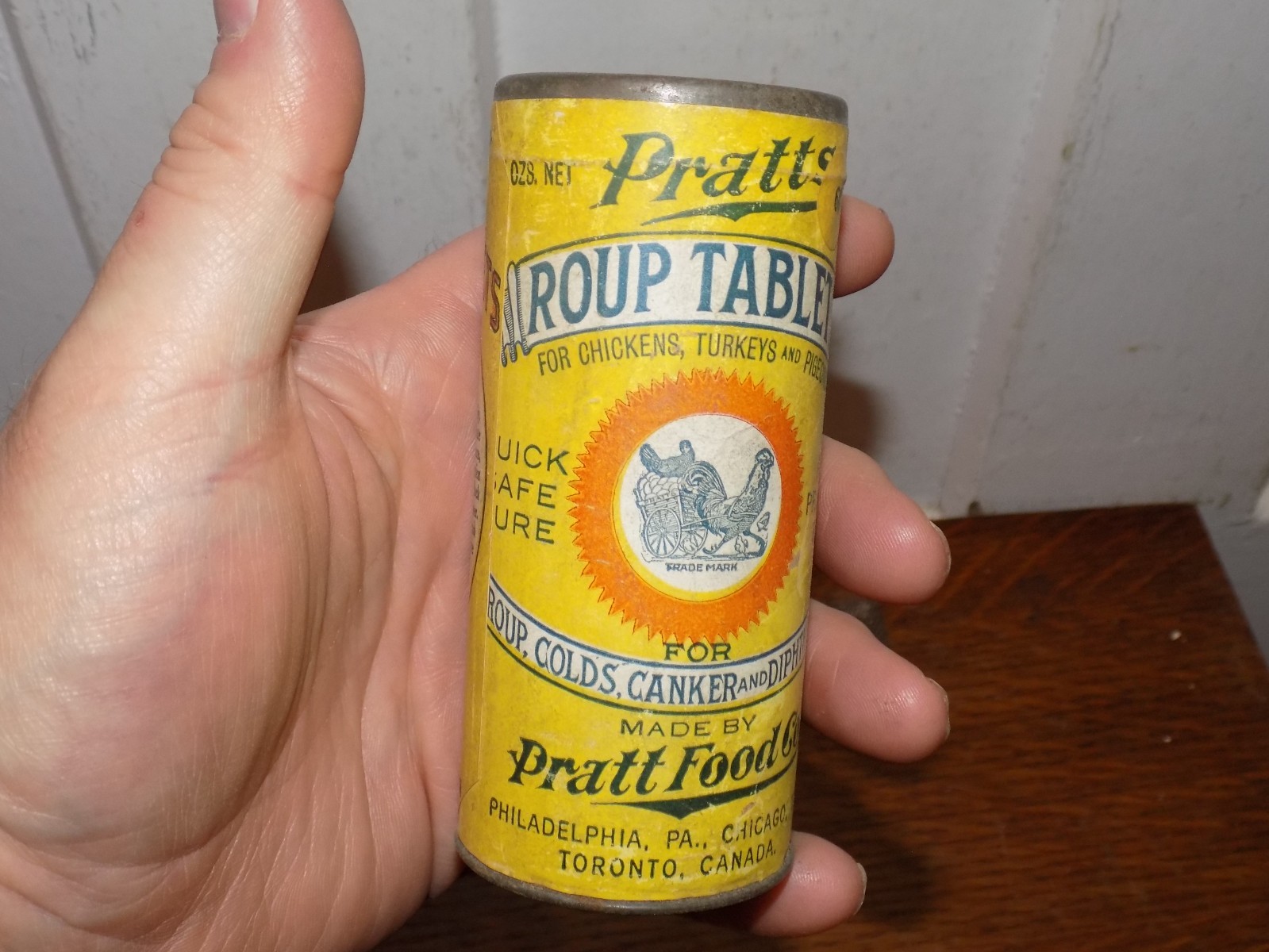 Vintage Pratt’s Roup Tablets 8 Ounce Cardboard Unopened Package