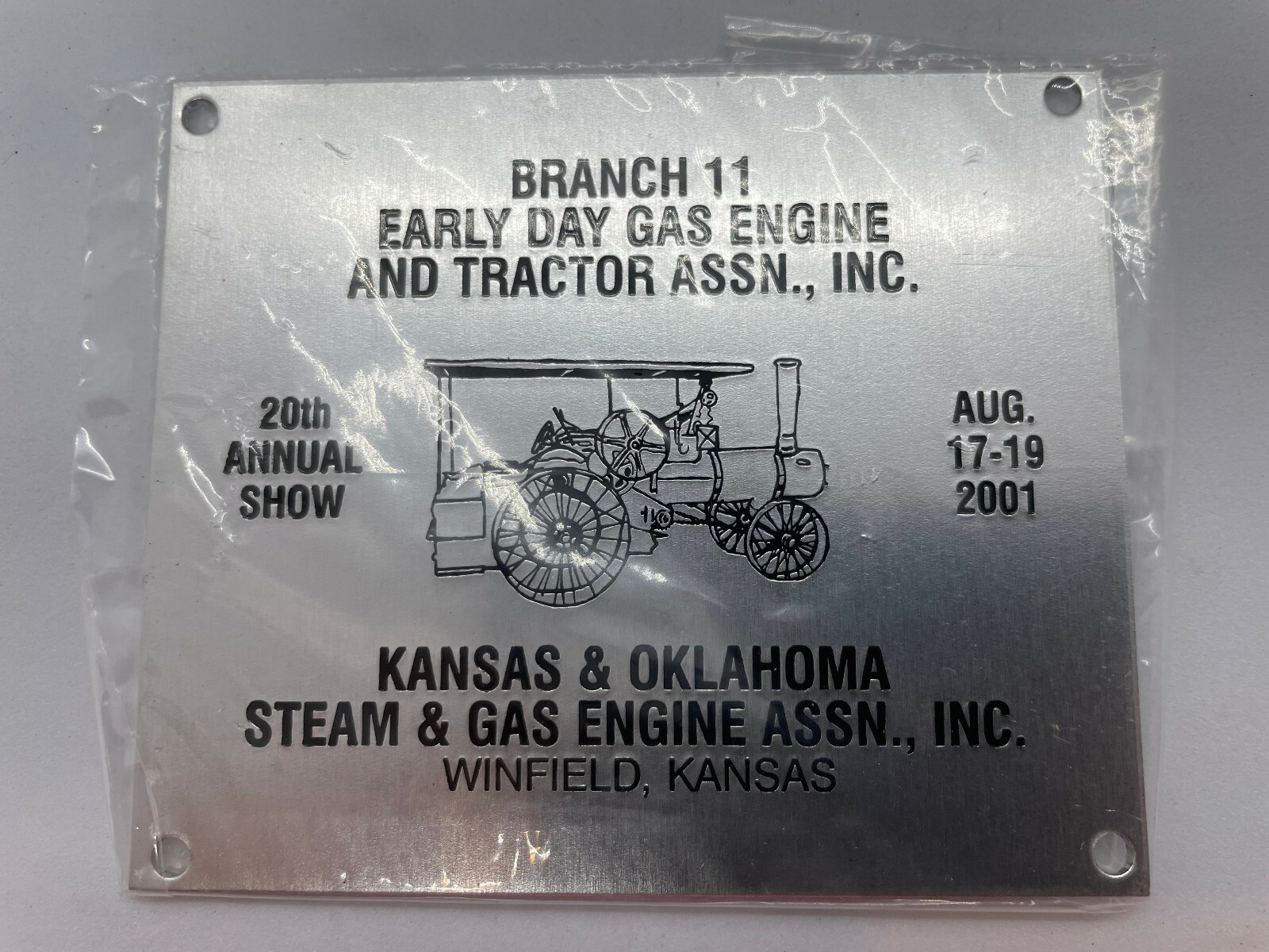Antique Case Tractor Show Metal Badge Plaque 2001 NIP