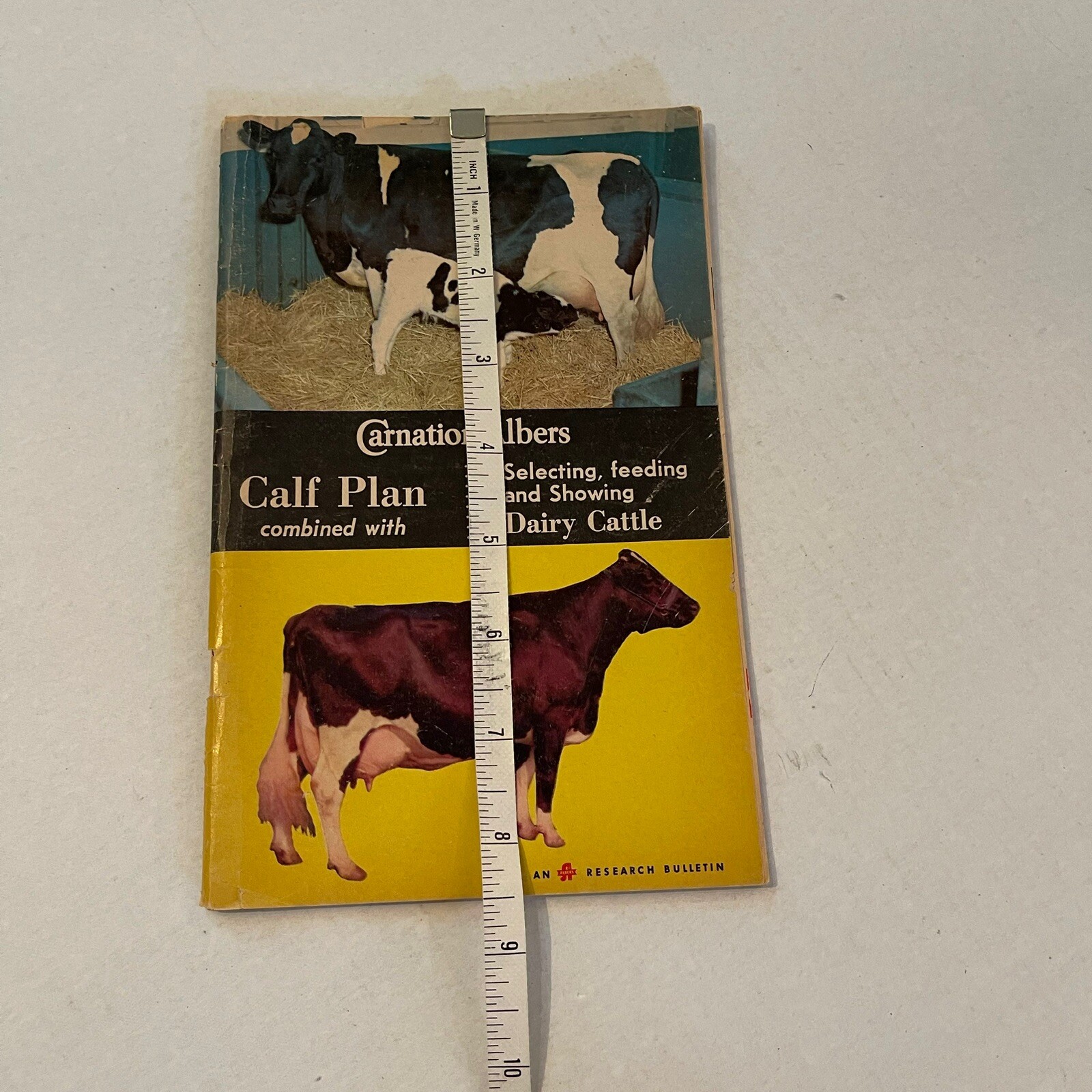 Albers Milling Company 1968 Carnation Albers Calf Plan Selecting Feeding Showing