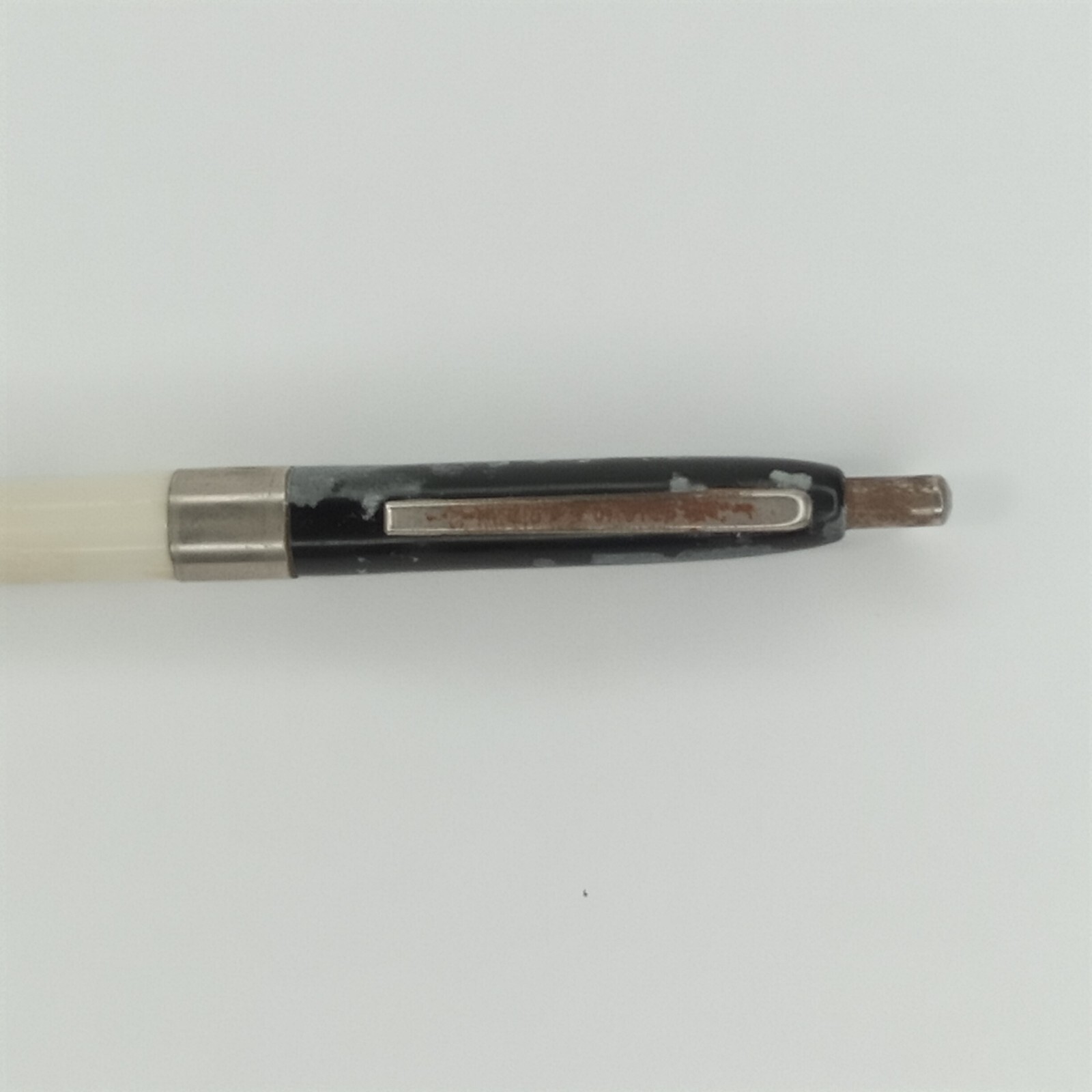 Vintage Pilot FS Farm Services Advertising Ink Pen White & Black Barrel 1960s