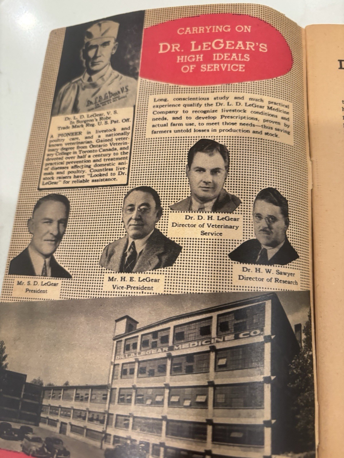 Vintage Dr LeGear Live Stock Manual Poultry Guide Farm Advertising Booklet 25c