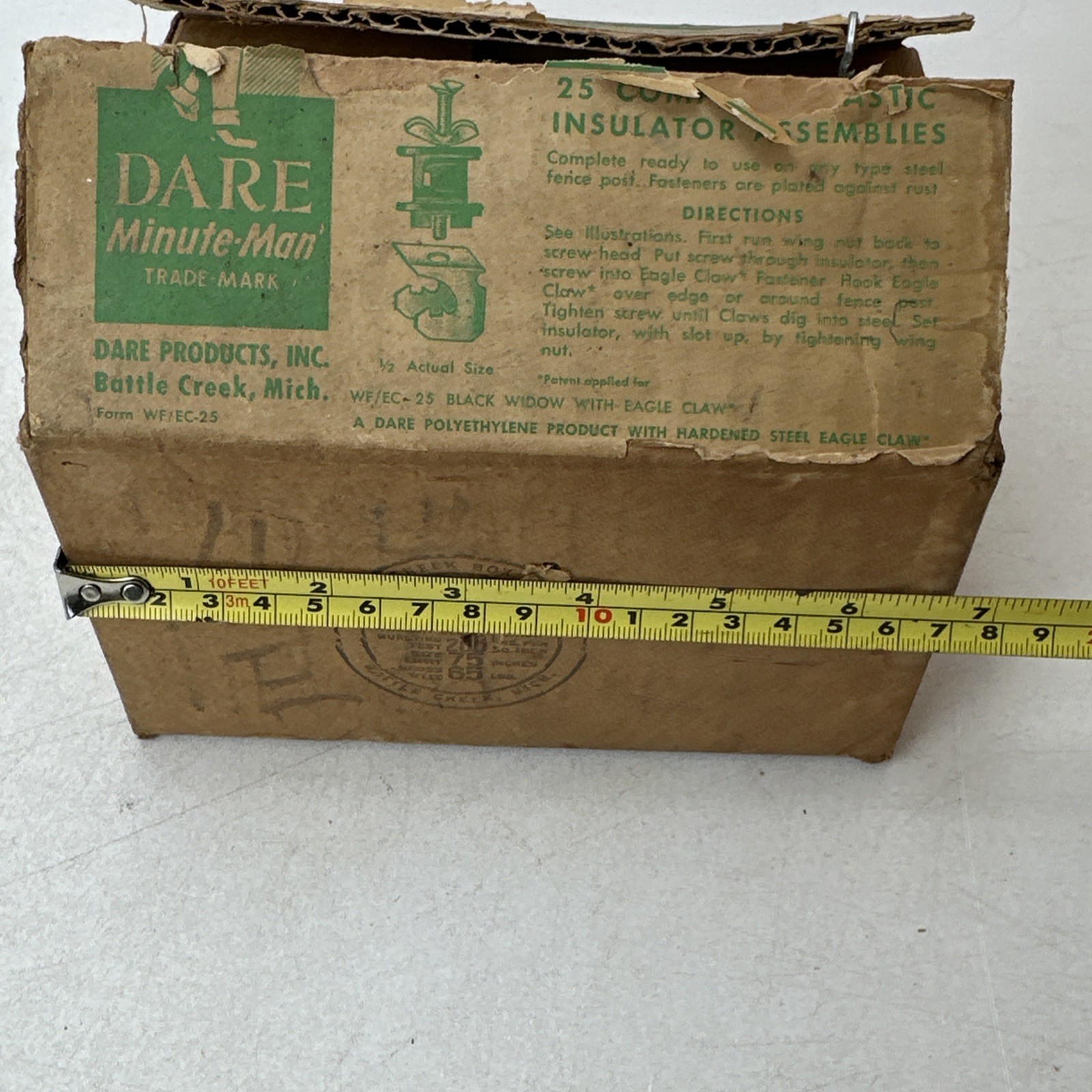 Vintage Dare Minute Man Black Widow Electric Fence Plastic Insulator Assemblies
