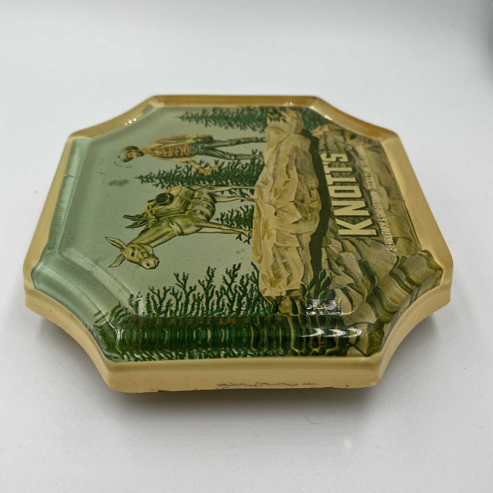 VTG KNOTTS BERRY FARM & GHOST TOWN CALIFORNIA – RESIN TRI ET (HOT PLATE) COASTER