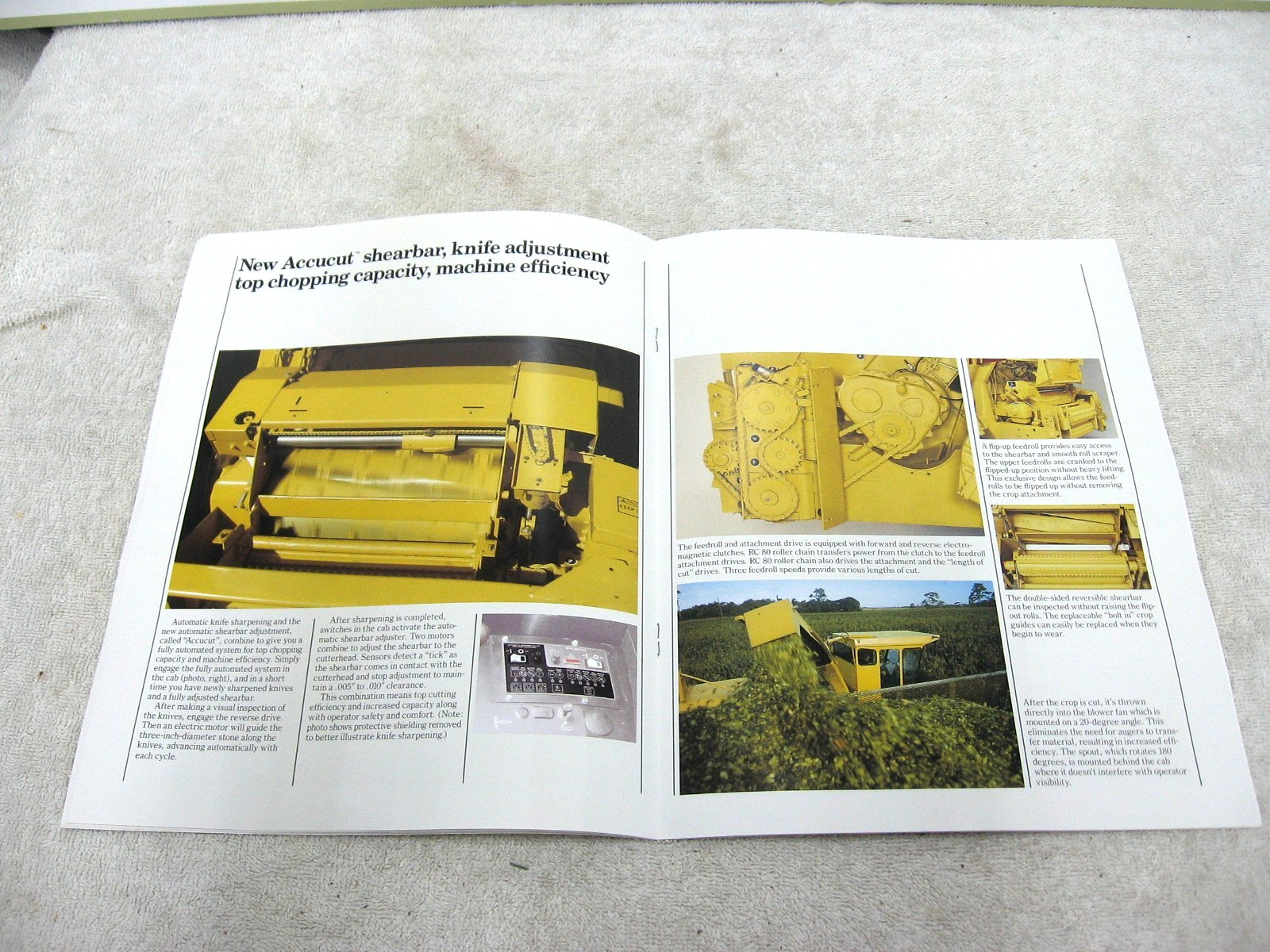 VINTAGE 1989 NEW HOLLAND SELF PROPELLED HARVESTER BROCHURE 1915 2115