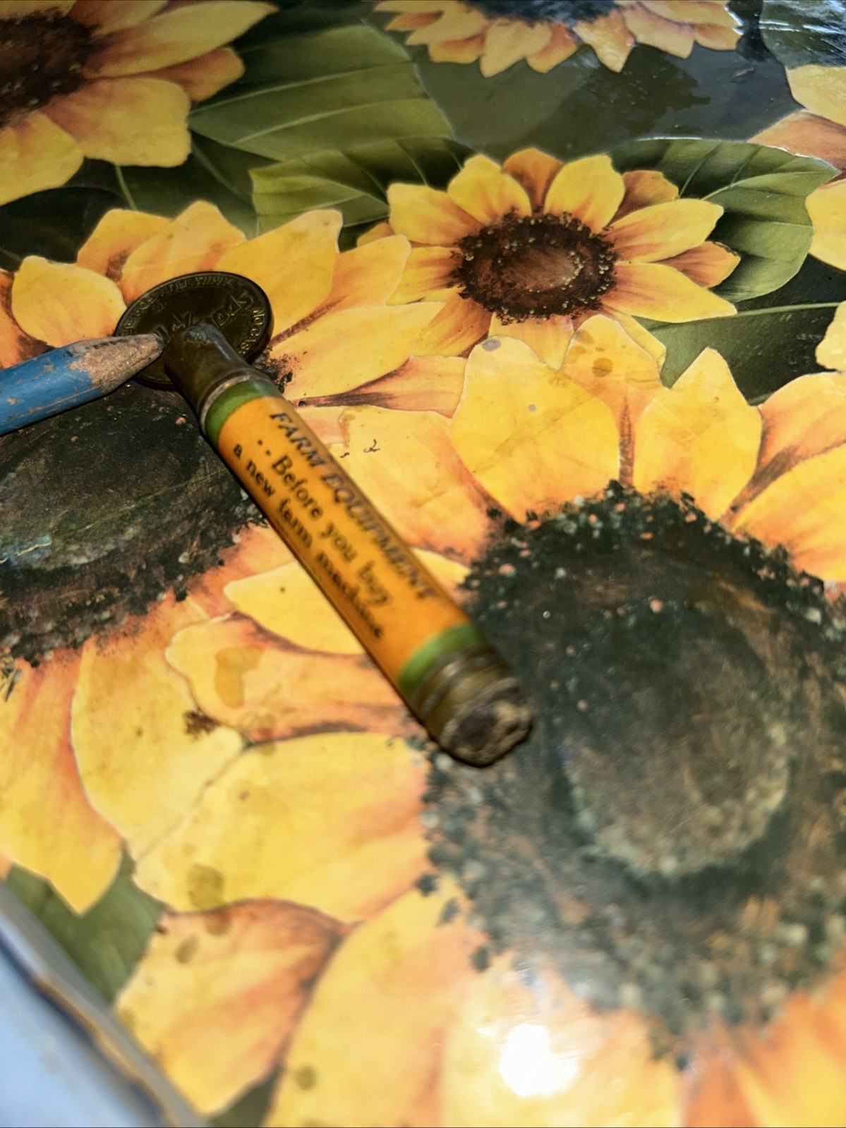 Vintage New Idea Inc. Farm Equipment Advertising Bullet Pencil Sandwich ILL