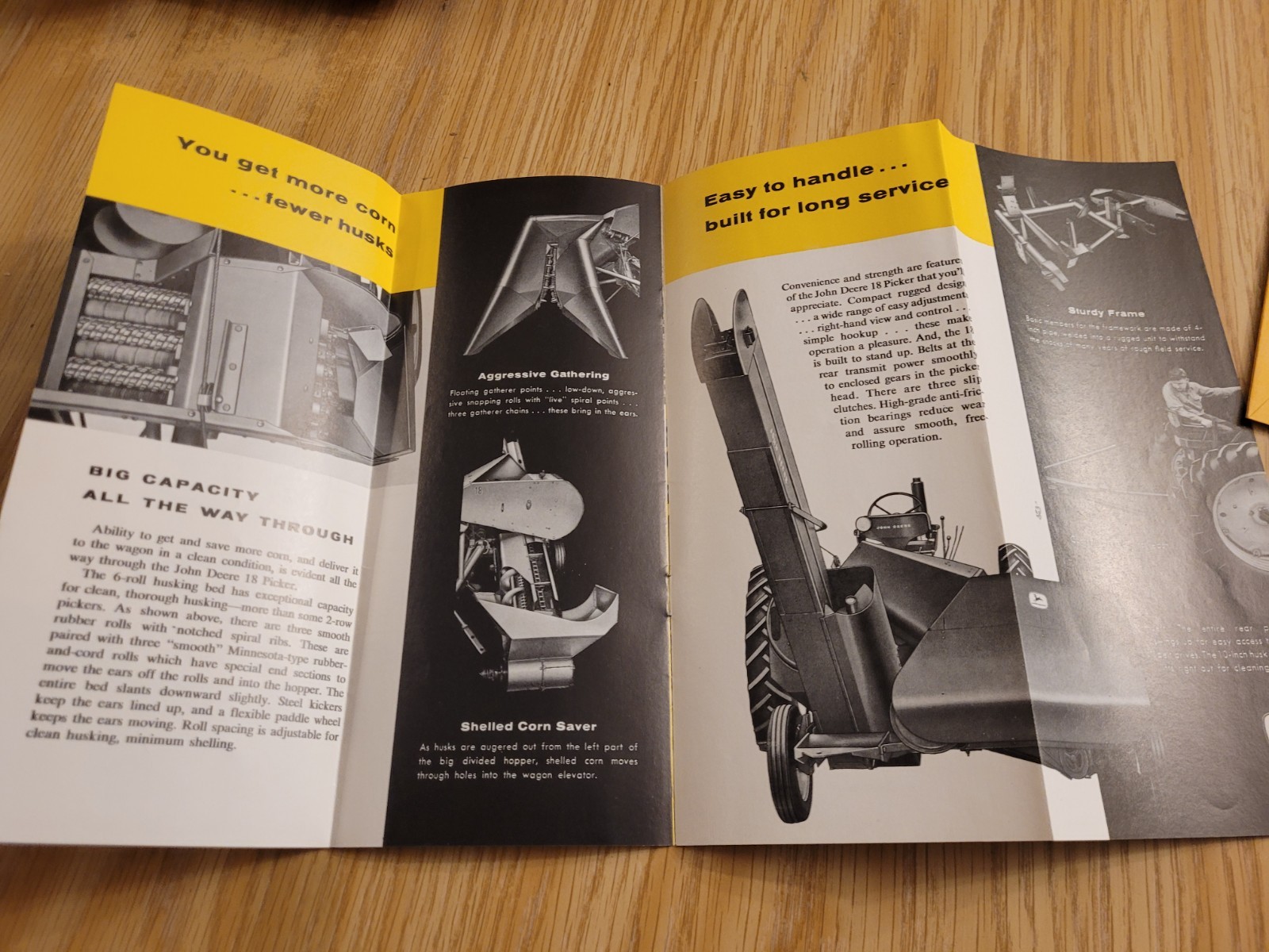 John Deere 18 Corn Picker for 1959 Brochure Foldout
