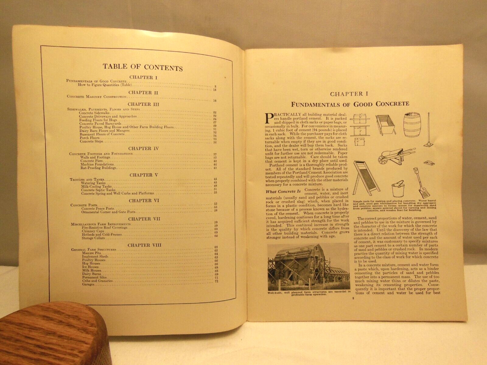 VTG MANUAL ON FARM CONCRETE PERMANENT FARM CONSTRUCTION PORTLAND CEMENT ASSOC.