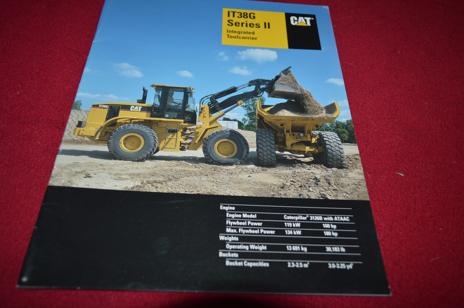 Caterpillar IT38G Series II Integrated Toolcarrier Dealer&rsquo;s Brochure DCPA8 ver13