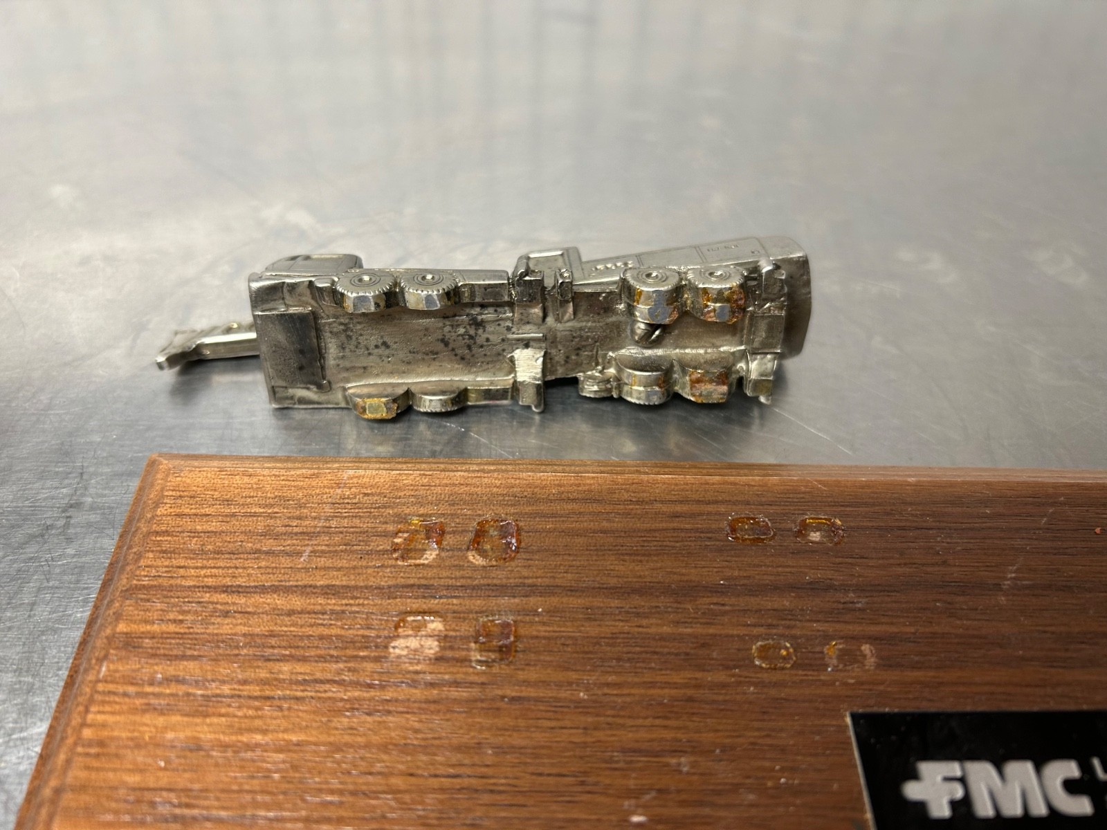 Vintage FMC Link Belt Cranes & Excavators Desk Plaque Pewter & Wood