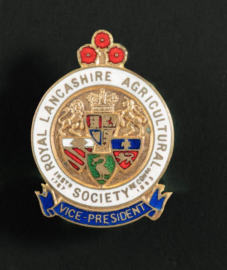 ROYAL LANCASHIRE AGRICULTURAL SOC. VICE PRESIDENT LAPEL PIN 880K