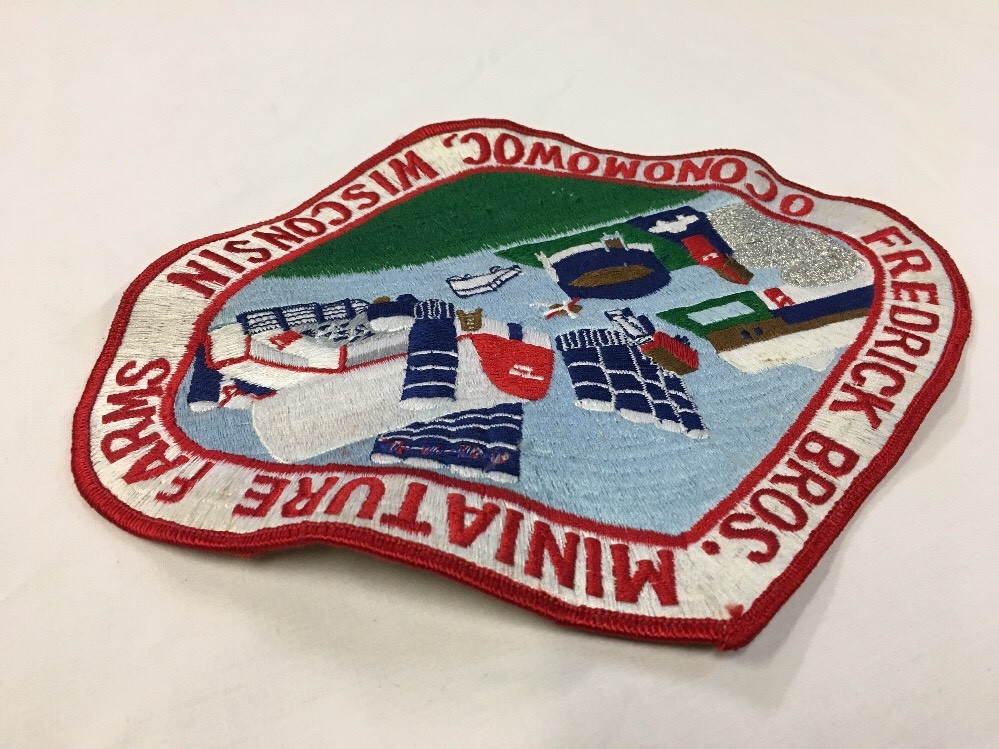 Vintage Patch Fredrick Bros Miniature Farms Oconomowoc, Wi. Large 9&Prime; X 7 1/2&Prime;