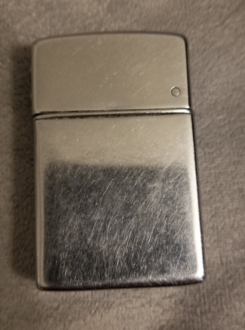 FOXBILT FEEDS, IOWA Vintage – Wind Master Petrol Lighter Advertising