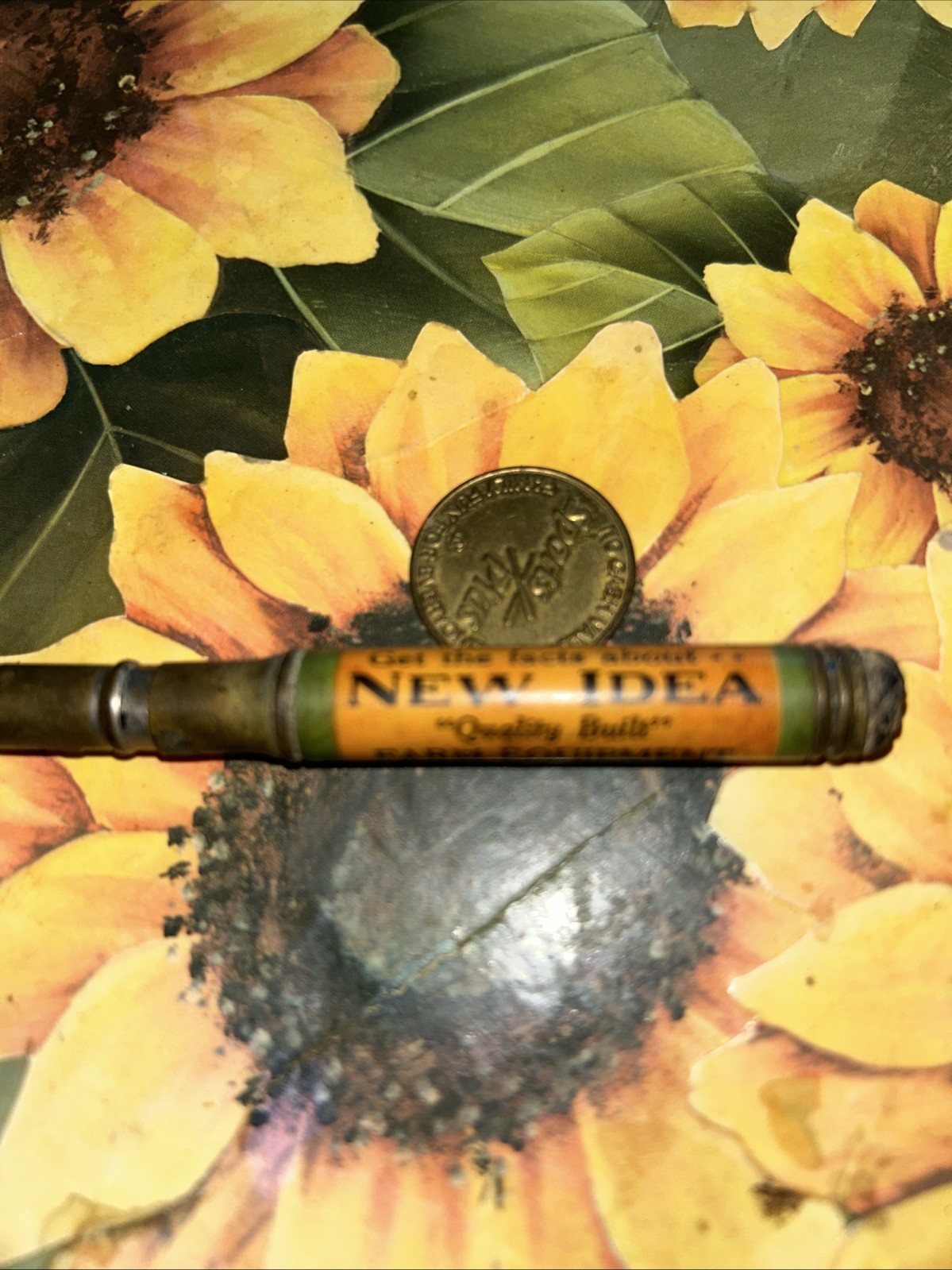 Vintage New Idea Inc. Farm Equipment Advertising Bullet Pencil Sandwich ILL