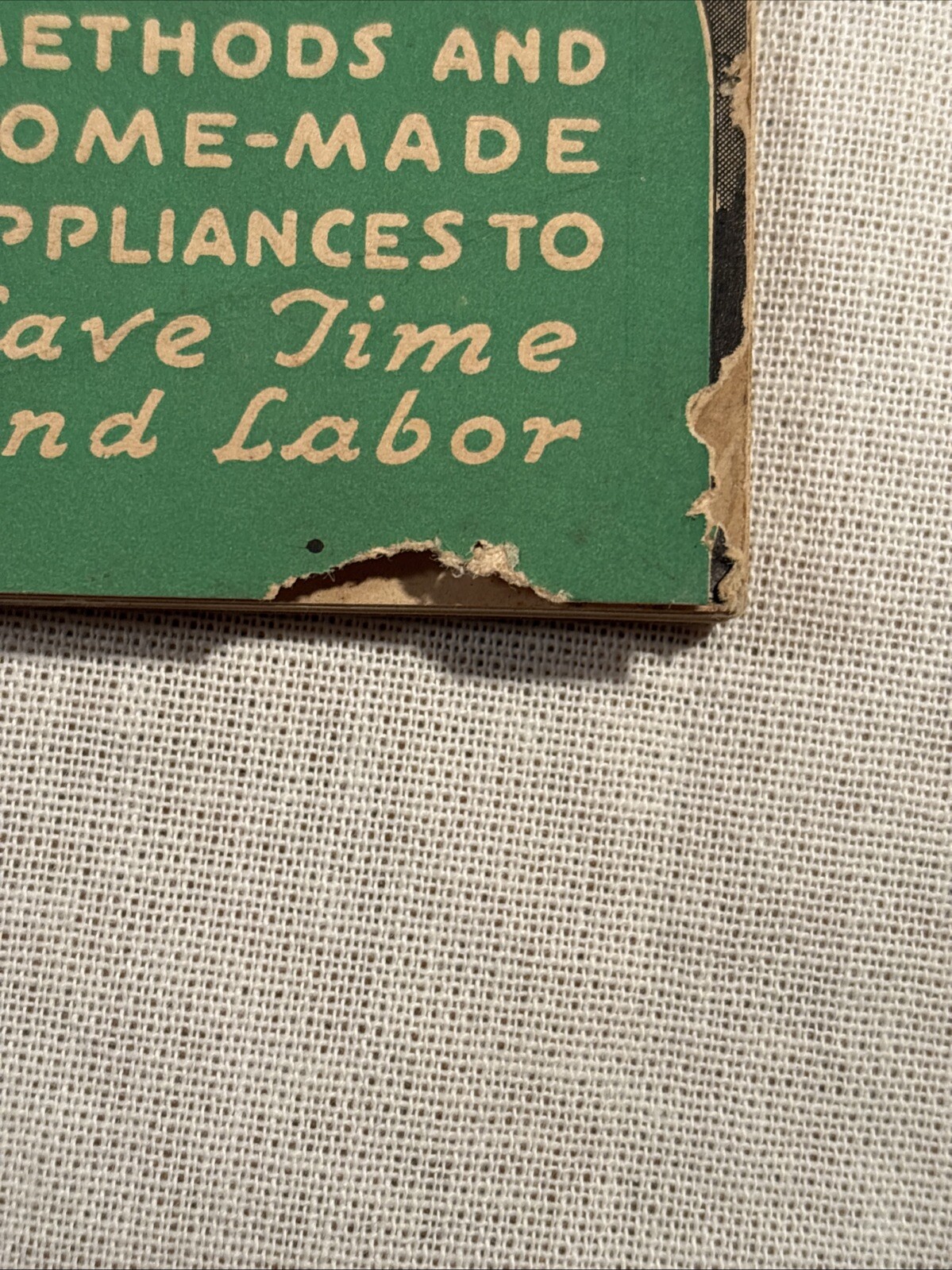 1944 SINCLAIR FARM TIME SAVERS BOOKLET, 3RD EDITION, SINCLAIR OIL PRODUCTS