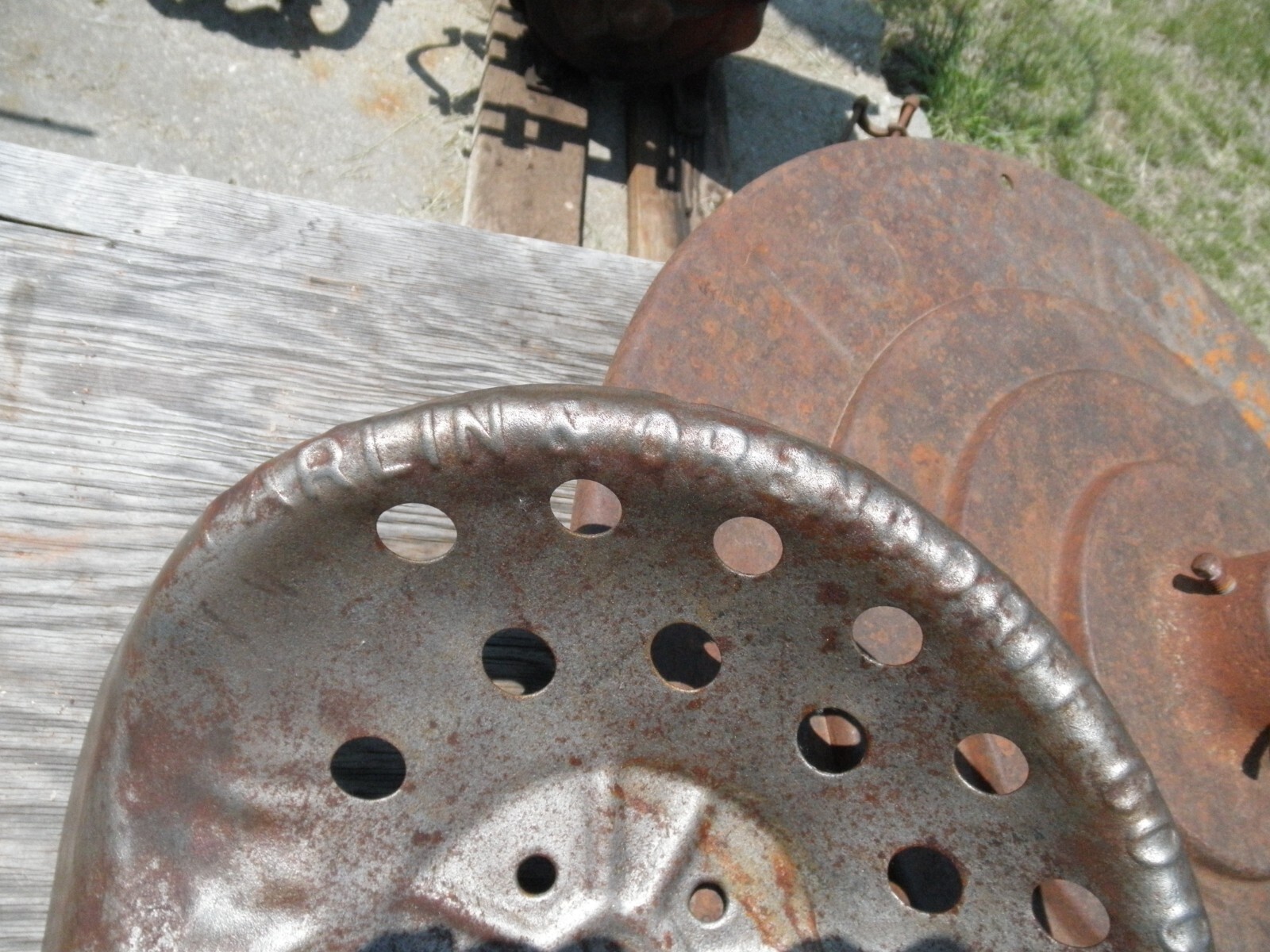 NOS PARLIN & ORENDORFF CO CANTON ILL USA raised lettering METAL SEAT TRACTOR