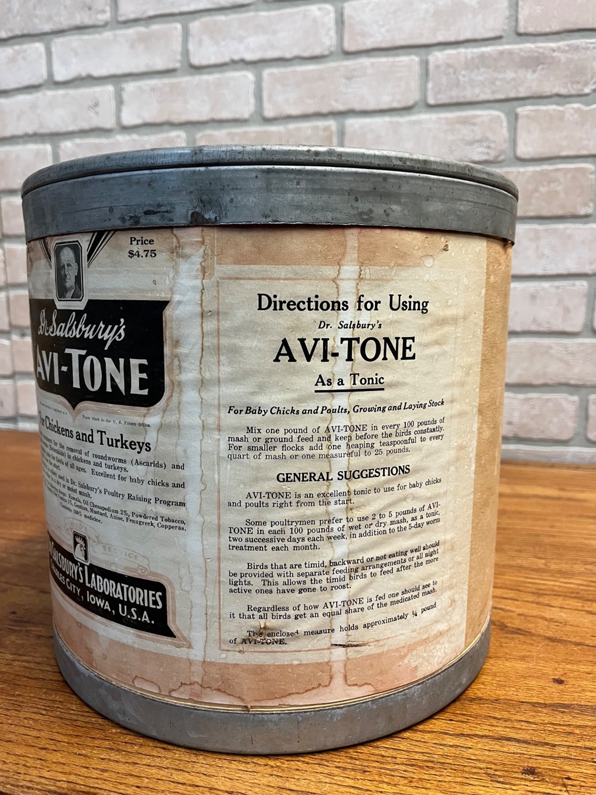 Vintage 1940s Dr. Salsbury&rsquo;s Avi-Tone Poultry Feed Treatment Advertising Can