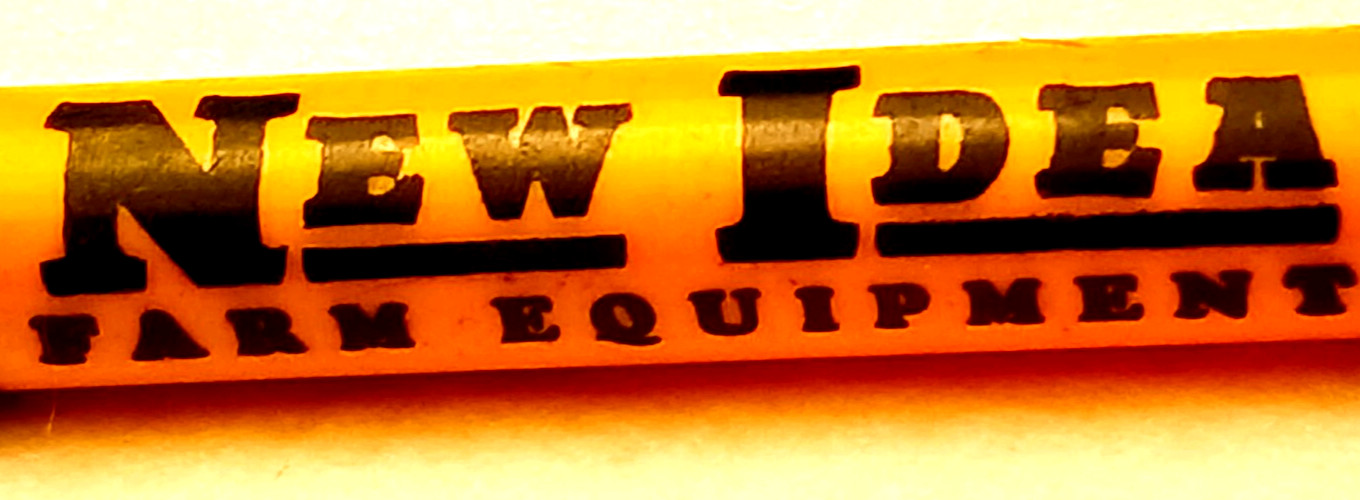 « NEW IDEA *Lester A. Buck*Leighton, Pa.*Phone 1282R13 » GRAPHITE Bullet Pencil