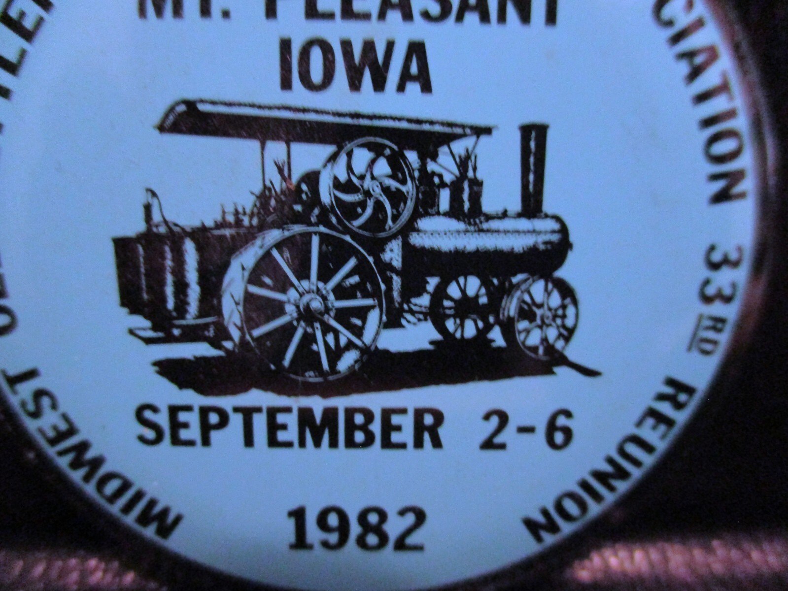 *1982 Midwest Thresher Reunion Mt Pleasant Steam Engine Tractor Pinback Button