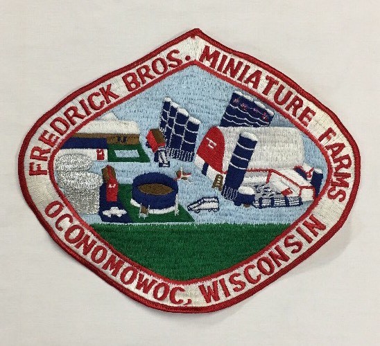 Vintage Patch Fredrick Bros Miniature Farms Oconomowoc, Wi. Large 9&Prime; X 7 1/2&Prime;