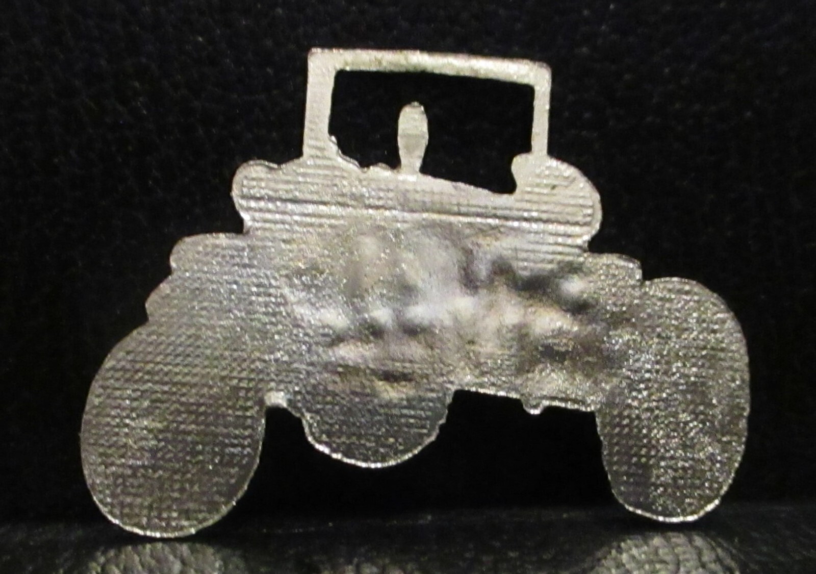 Silver King 1936-1939 3 Wheel Row Crop Tractor Pocket Watch Fob Metal & Enamel