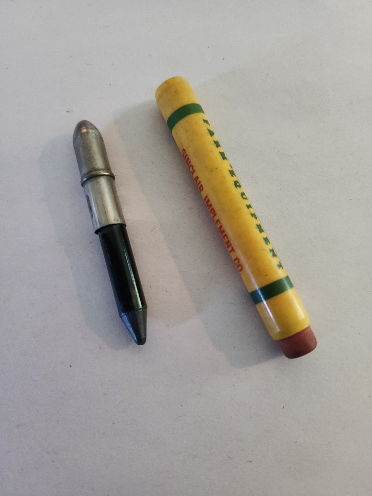 Vtg NEW IDEA FARM EQUIPMENT Advertising Bullet Pencil Martinsville, Illinois A?