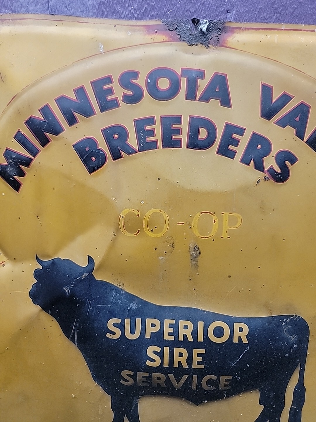 MINNESOTA VALLEY BREEDERS CO-OP Embossed Metal Sign 13&Prime;x12&Prime; / A-M Sign Co. 8-53