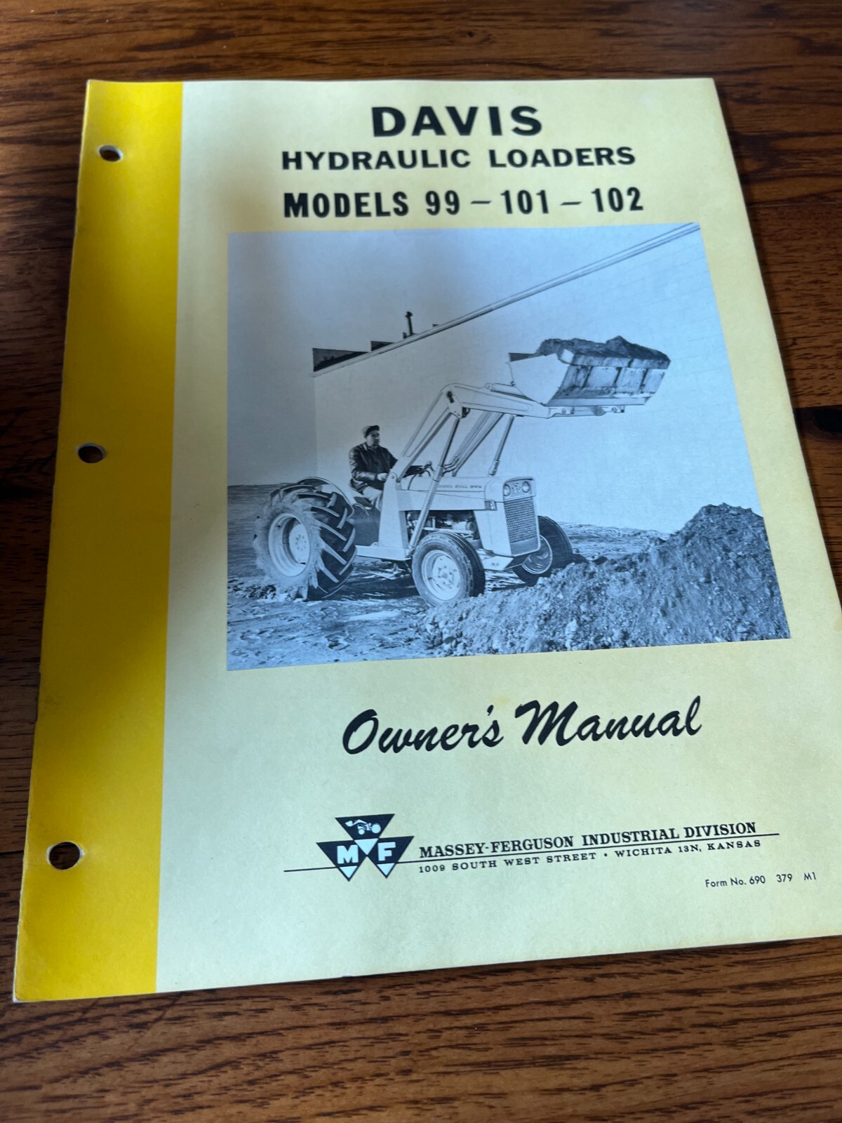 Davis 99 101 102 Operator&rsquo;s Manual FCCA