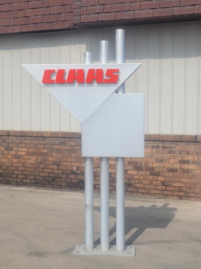 Claas Stand Up Sign Double Sided Aluminum 99&Prime;x58&Prime;x8&Prime;