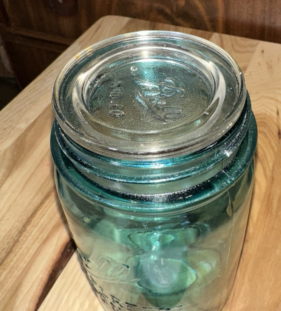 Blue Pint C.1910-23 Ball FLAW “PERFECT (off set to Right)MASON” Zinc & Glass TOP