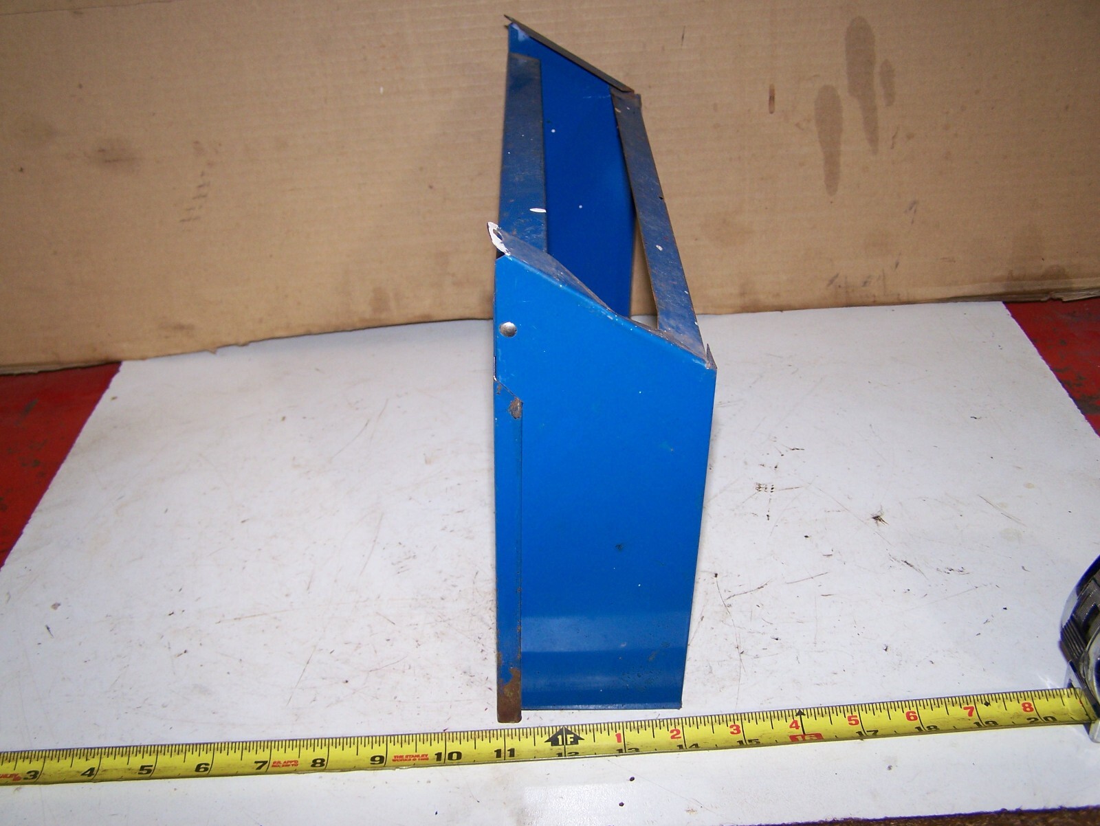 Johnson & Johnson Milk Filter Hanging Steel Box Milkhouse Dispenser Flip Top WOW