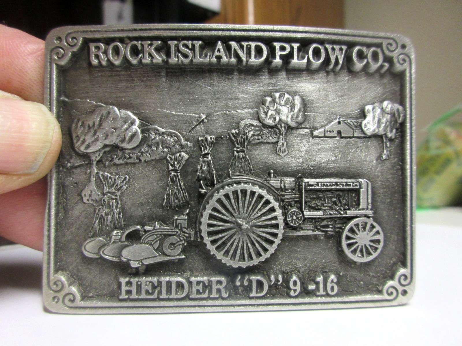 RARE vintage Heider D 9-16 tractor belt buckle Rock Island Plow Co, Pewter