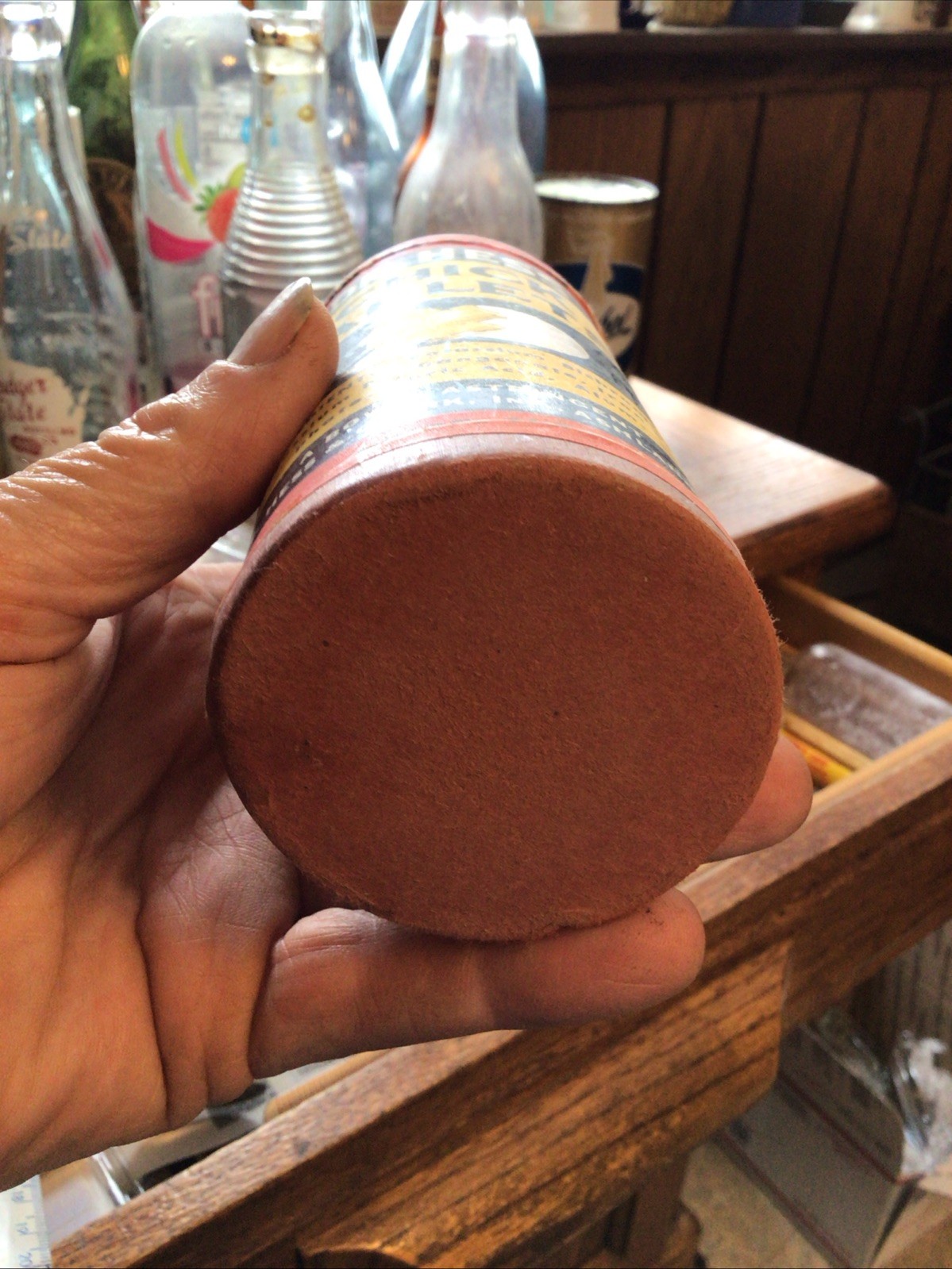 Dr Hess Ashland Ohio, Chick Tablets 1930’s . Cardboard Advertising Container.